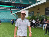 乔治拉塞尔代表梅赛德斯出战F1赛事