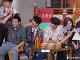 哲远啊，你上次假发掉了，他们也是这样笑的