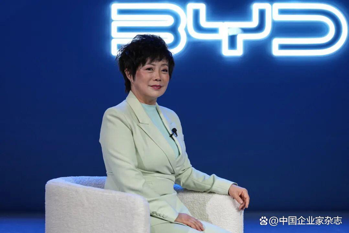 她,加入比亚迪30年,成为出海背后的“关键推手”|李柯|欧洲|比亚迪集团|仰望|仰望u9_新浪新闻
