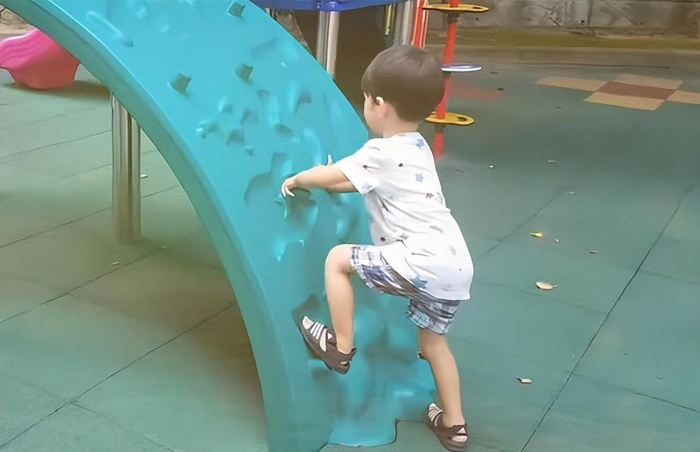 打开网易新闻 查看精彩图片