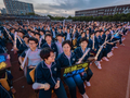 万人大合唱 济南历城二中第三届草地音乐会燃情上演