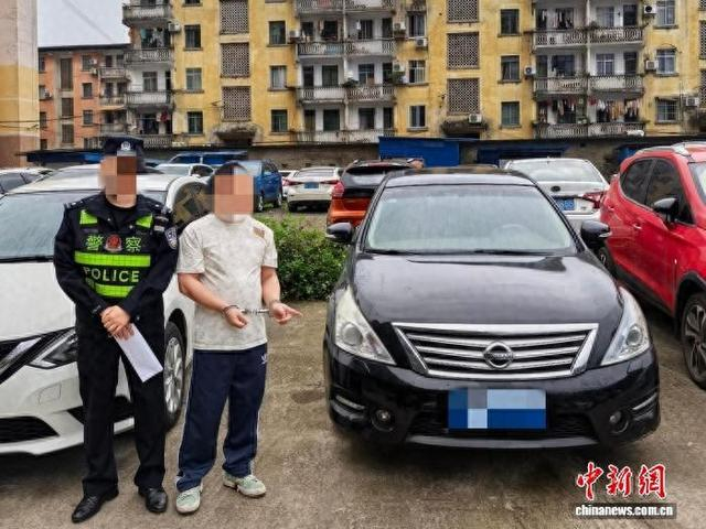 图为走私国家禁止进出口货物、物品案件中抓获的运输司机赵某。崇左警方供图