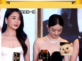 殷桃 同框领奖，都是实力派演员两个人看着都好看又稳重的感觉呀，真好看