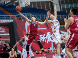 CBA现集体抗议！主场喊黑哨10分钟，山西27万罚单引热议