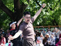 破圈的不止“法拉利大叔”，“流量”为何频频青睐舞蹈界大叔？
