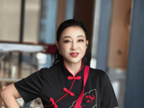 刘晓庆谈以前拍戏0片酬透露拍《潜网》时全部存款只有5块8毛