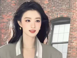 所有人来感受浓颜大五官的魅力，女神还没原谅现偶吗，什么时候再演一部养养眼