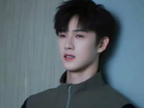 李昀锐在忘本赛道上一去不回头 孟子义