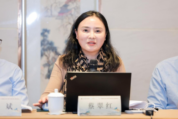 蔡翠红