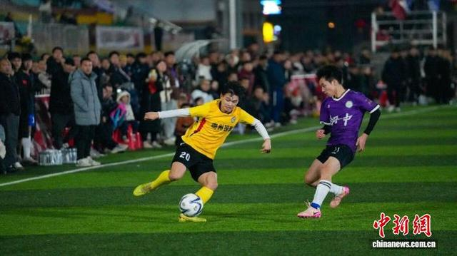 图为2026年2月，贵州“村超”首届全国U15“班超”足球赛。榕江融媒供图
