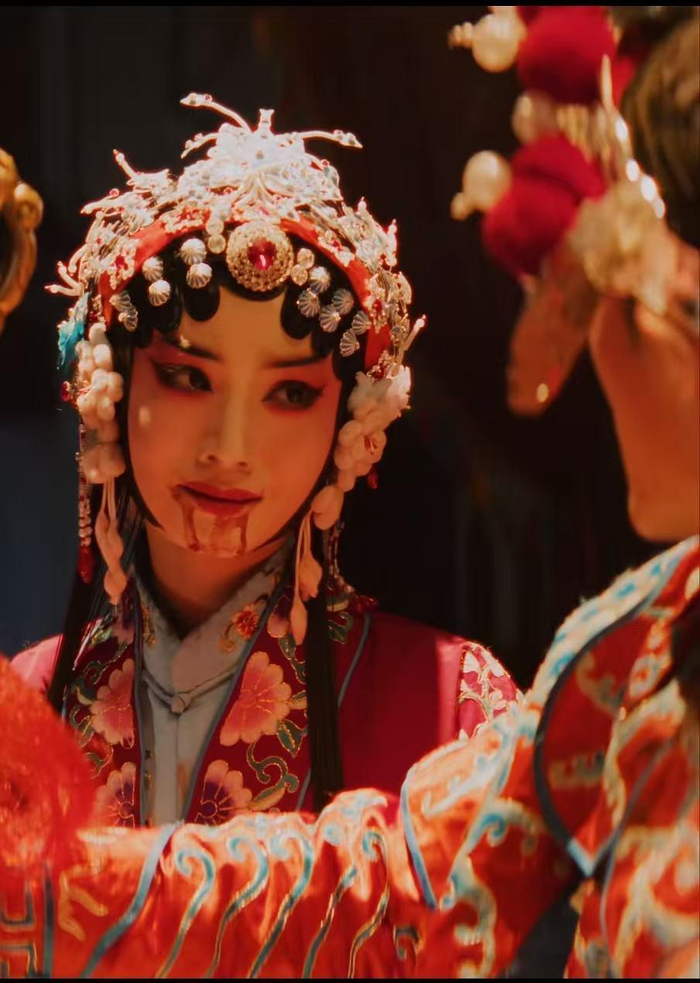 借钱周转、贷款拍摄、送外卖……《ENEMY》导演:都是谣言|逃出大英博物馆|张问初|罪人|成本|播放量_新浪新闻