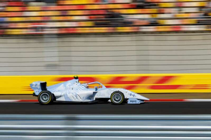 　　师炜在F1学院赛中。谢启明 摄