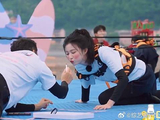 本以为王楚然是柔弱美女 没想到这么强，李晨张萌两个人都拉不动