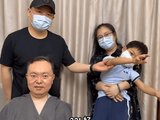岳云鹏探望蔡磊,称渐冻症攻克那天会去演出!有意收蔡磊儿子为徒
