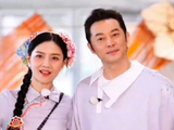《奔跑吧14》情侣特辑采用了哪些创新内容吸引观众？