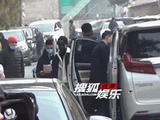 240205 粉丝激动期待：檀健次春晚彩排现场抓拍，引爆期待值！
