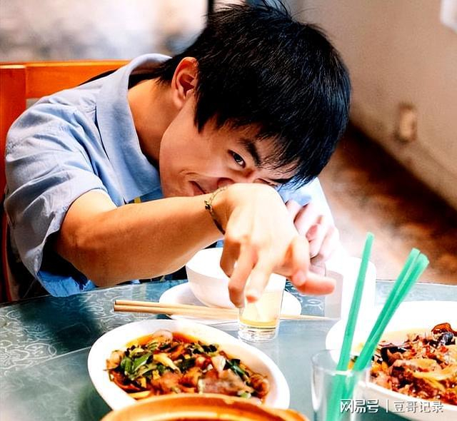 打开网易新闻 查看精彩图片
