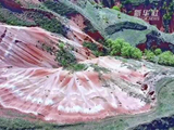 甘肃东乡发现羊肉卷丹霞地貌