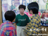 61岁潮汕如姨从魔性英语到银幕首秀，一句“Just do it”点亮人生