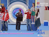 默契满分的相处，脸贴脸瞬间无需多言，一个眼神就懂彼此，太绝了