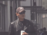 吴谨言在外拍戏洪尧在家带娃，“女主外男主内”打破传统分工，网友：这才是婚姻该有的样子