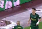下半场吹响反击号角！浙江队4分钟轰入2球反超比分，泰山队防守掉线！