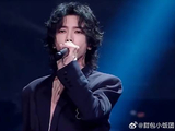 湾区升明月丨华晨宇和香港乐队合作大地，全开麦破音对比好明显