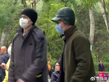 林一郑恺跳广场舞 老年人的既视感，有内味了！
