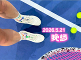 私人球场夜战网球结识新友，邻居便利搭车回家