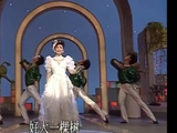 重温经典歌曲《好大一棵树》，张晓梅版情感丰富更动人