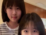女儿镜头下的陆毅鲍蕾太甜了，爸妈妈的恩爱她们看在眼里