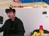 上海男篮激战北京首钢，邱天终场走步引争议