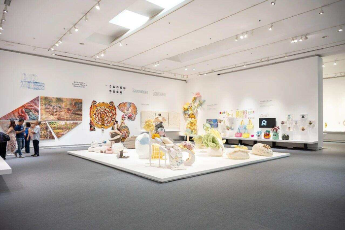 广州美术学院2026届毕业作品展(第一期)启幕__财经头条__新浪财经