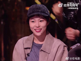 这次首发的彩排片段，能直观感受到她极具个人风格的演唱方式
