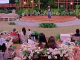 松弛自在的演唱状态，温柔绵长的声线，吴宣仪客栈蝴蝶恋，梦回乘风心动瞬间