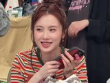 张慧雯与者来女即兴玩梗默契互动