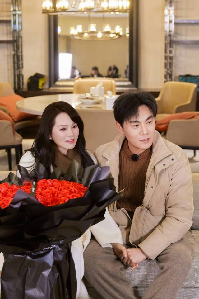 秦昊&伊能静。