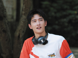 杨洋《元气》手背拍红笑岔气 古装少侠造型引热议
