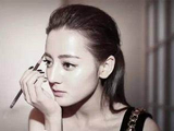 女星美甲:杨幂颖宝简单清新,baby镶钻,唐艺昕唐嫣黑白姐妹甲!