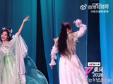 唐艺昕这反差感真的爱了，平时甜甜的，跳惊鸿一面直接拿捏韵味，太绝