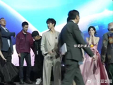你俩是真藏不住啊！萌姐你就是昀牵孟绕cpf头子哈哈哈