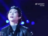 窦靖童继承父母天赋走出独特音乐路