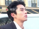 王鹤棣在《亲爱的客栈2026》被调侃谐音，凌晨回应不舒服