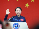霍启刚祝贺黎家盈参与神舟二十三号载人飞行任务