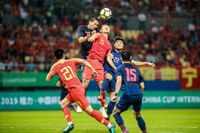 此役创造两项纪录：中国队连续三届U17亚洲杯对阵泰国均有进球；自2012年以来首次实现小组赛三场全部破门。技术统计显示，中国队本届赛事共打进4球，超过上届总进球数两倍。足协主席宋凯赛后与队员逐一击掌，他在混合采访区表示：“年轻球员展现出拼搏精神，这是最宝贵的收获。”