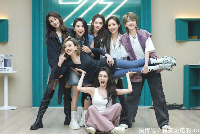 《浪姐5》决赛录完,陈昊宇C位,戚薇年度队长,12人成团8人出局 - 360娱乐|刘忻|陈丽君|乘风2026|歌手2024|王琳_新浪娱乐_新浪新闻