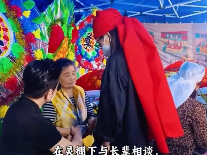 打开网易新闻 查看精彩图片