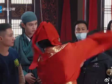 何与演被打戏，动作不到位，反映不干脆，惠英红：全穿帮了