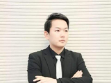 谢南枝由素人跃升为十亿票房女主，光芒万丈，却也撞上一道难以逾越的关卡！