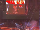 三四代 合作舞台演绎经典《英雄》